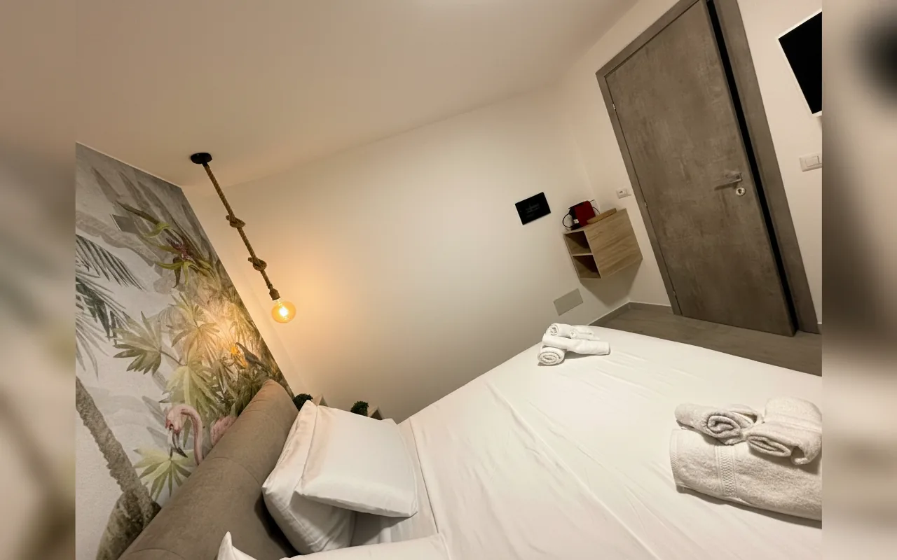 Camera con bagno privato — Umbertos Rooms, Jerzu (Sardegna) (foto 70)