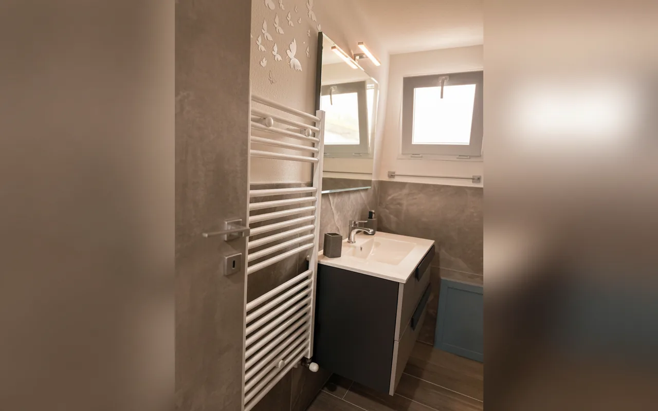 Camera con bagno privato — Umbertos Rooms, Jerzu (Sardegna) (foto 74)